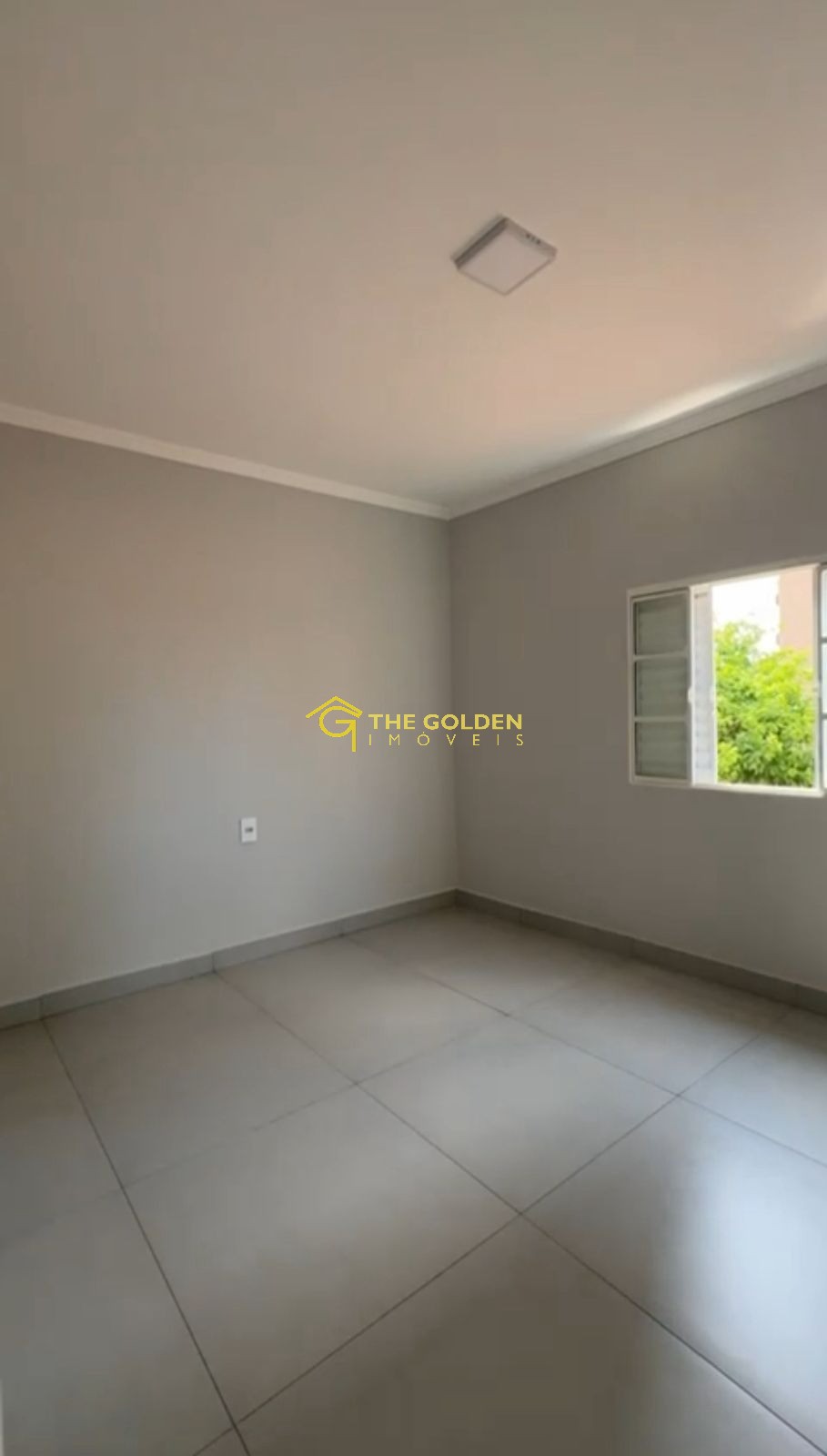 Casa à venda com 3 quartos, 228m² - Foto 9