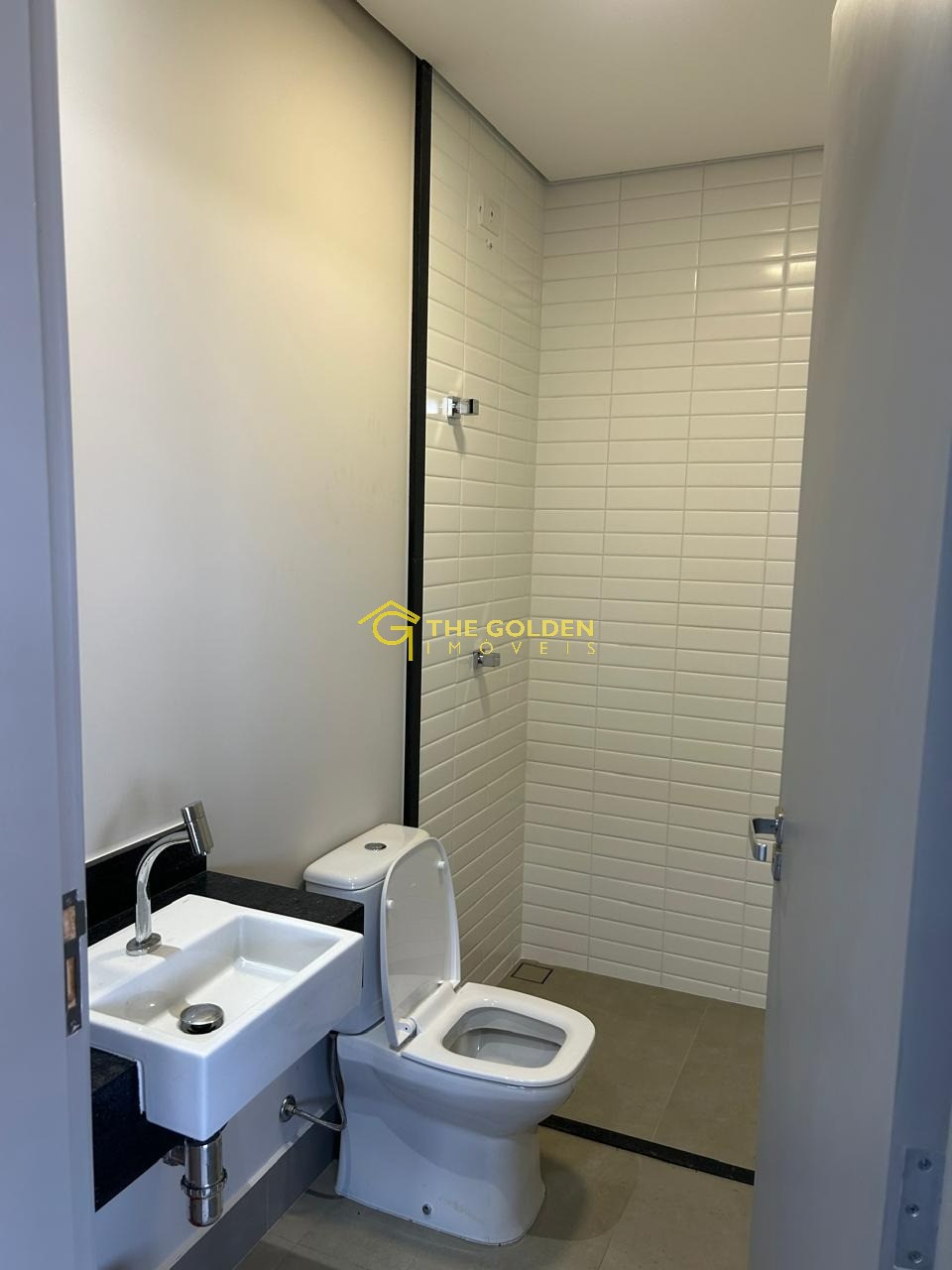 Casa de Condomínio à venda com 3 quartos, 222m² - Foto 12