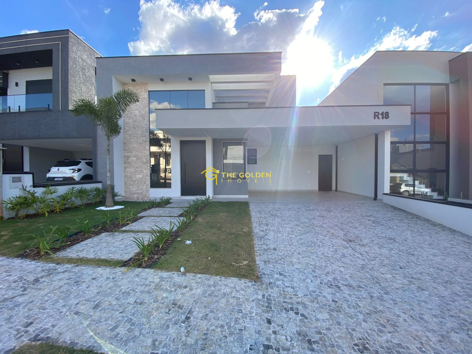 Casa de Condomínio à venda com 3 quartos, 179m² - Foto 1