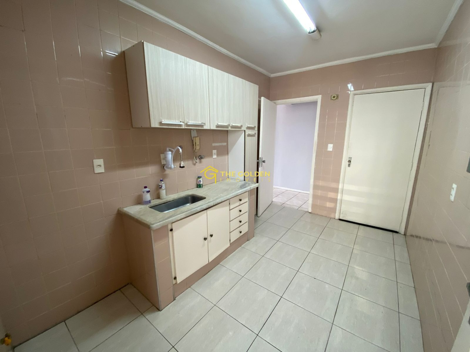 Apartamento para alugar com 2 quartos, 81m² - Foto 13