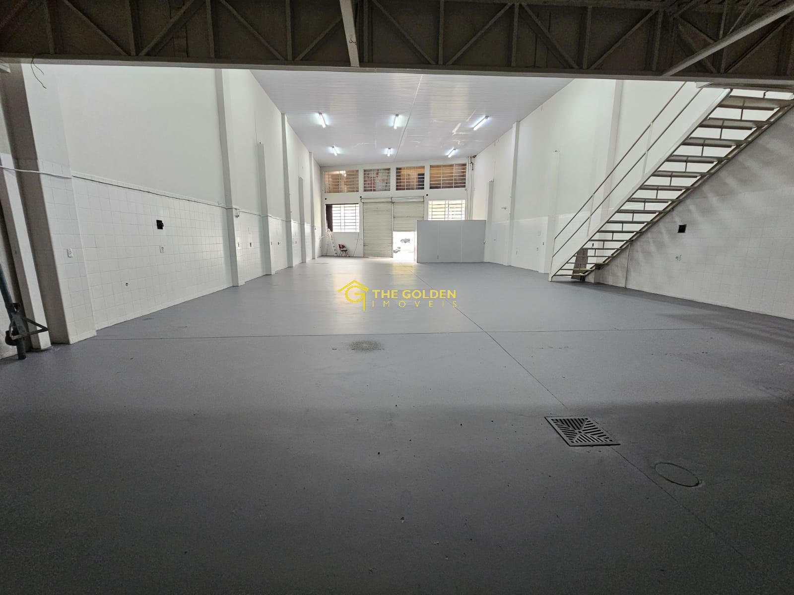 Depósito-Galpão-Armazém para alugar, 271m² - Foto 6