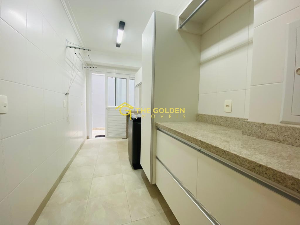 Casa de Condomínio à venda com 4 quartos, 375m² - Foto 31