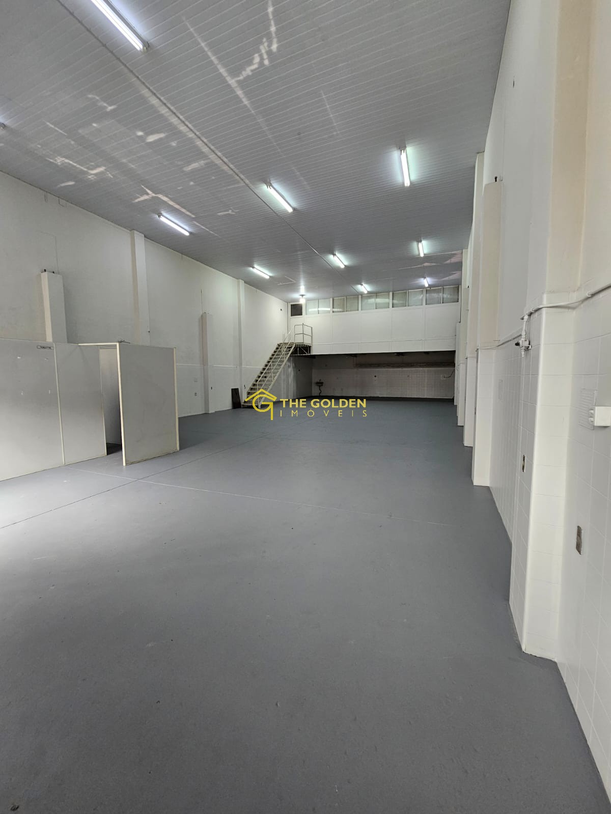 Depósito-Galpão-Armazém para alugar, 271m² - Foto 11