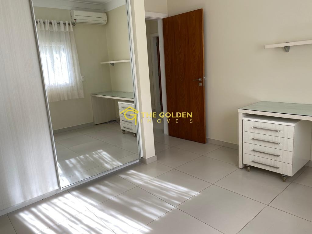 Casa de Condomínio à venda com 4 quartos, 375m² - Foto 9