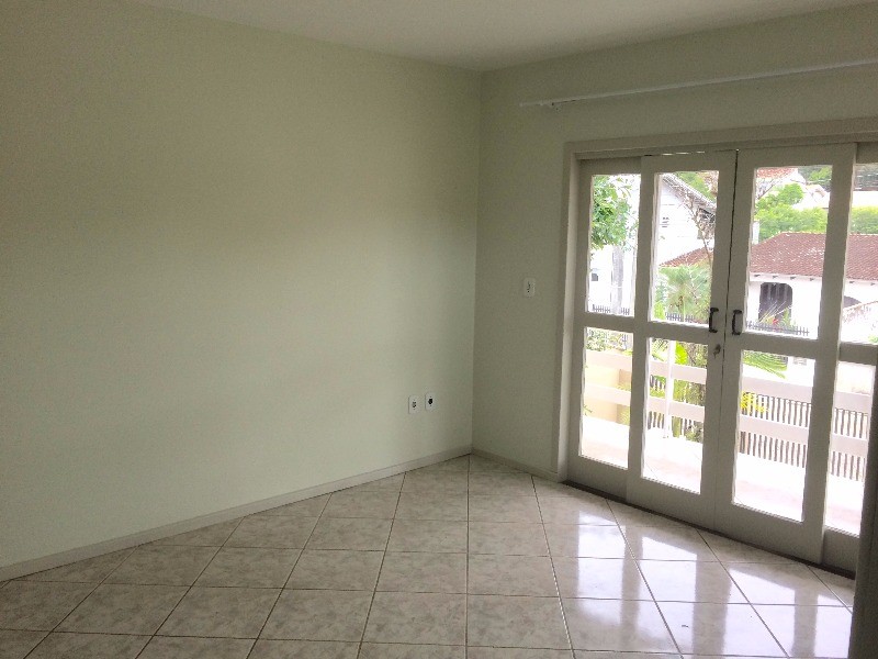 Casa à venda com 3 quartos, 360m² - Foto 17