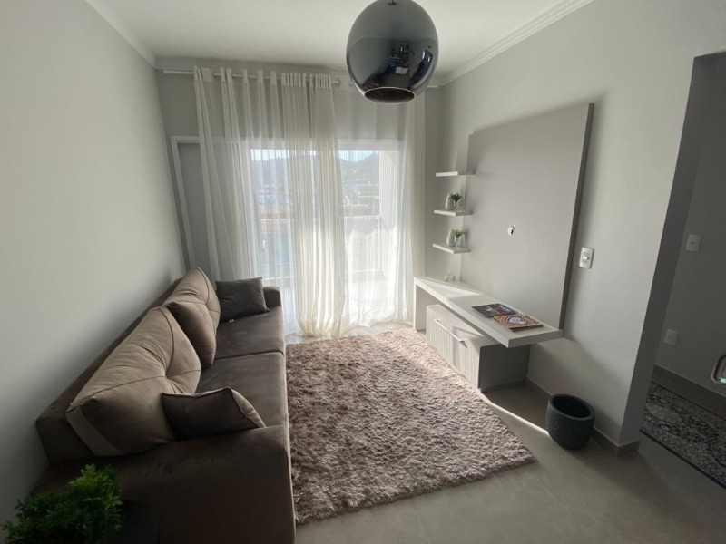 Apartamento à venda com 2 quartos, 58m² - Foto 4