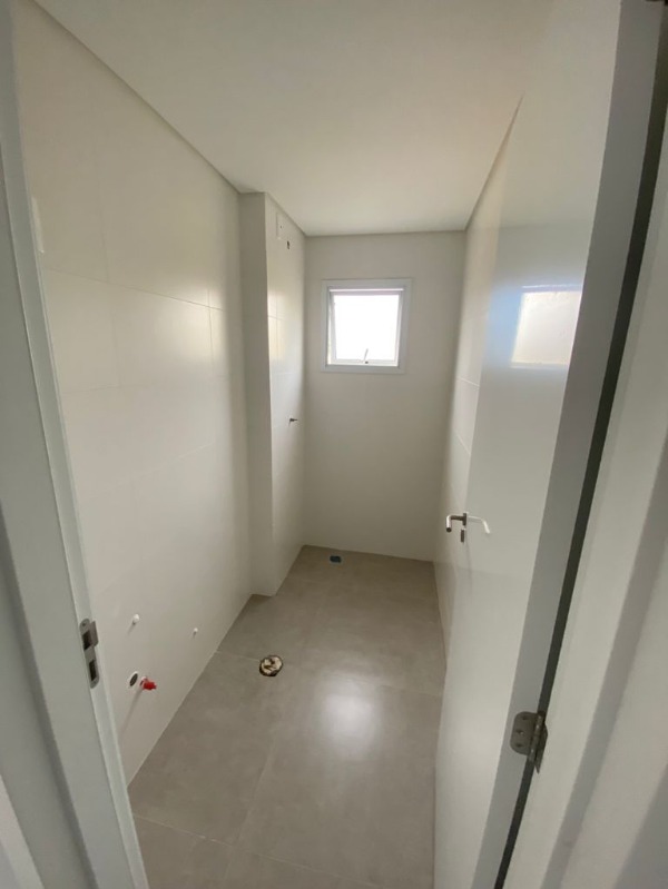 Apartamento à venda com 2 quartos, 58m² - Foto 12