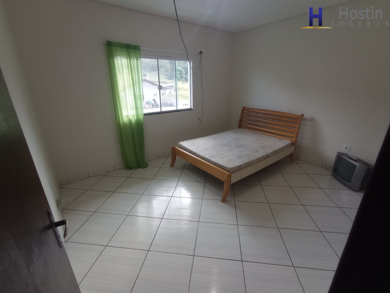 Apartamento para alugar com 2 quartos, 100m² - Foto 4