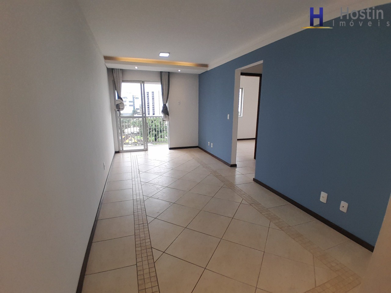 Apartamento à venda com 2 quartos, 55m² - Foto 3