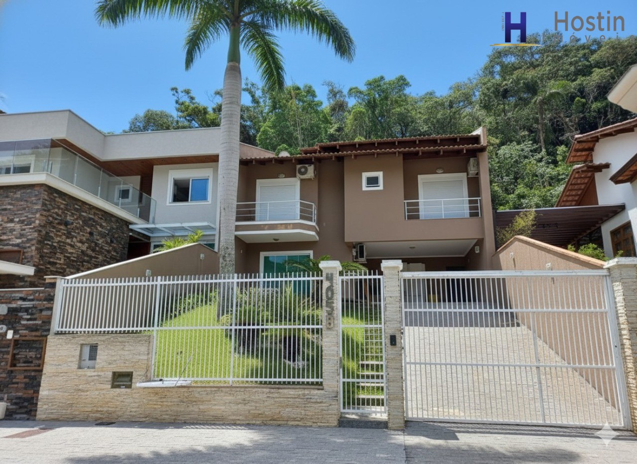 Casa, 3 quartos, 208 m² - Foto 1