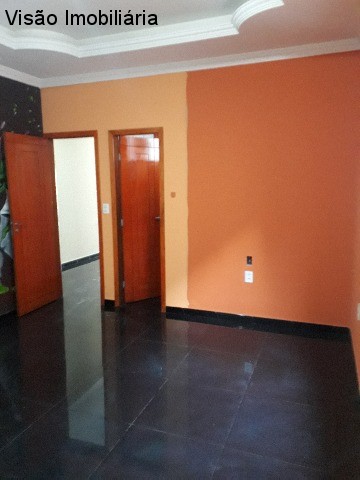 Casa à venda com 4 quartos, 260m² - Foto 12