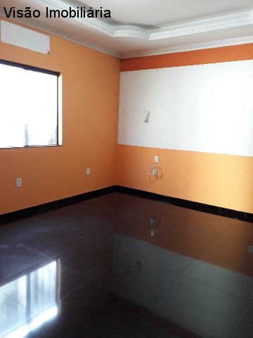 Casa à venda com 4 quartos, 260m² - Foto 13