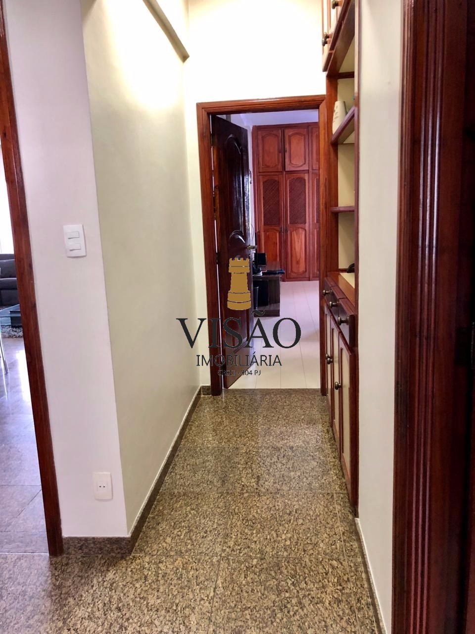 Apartamento à venda com 3 quartos, 180m² - Foto 14