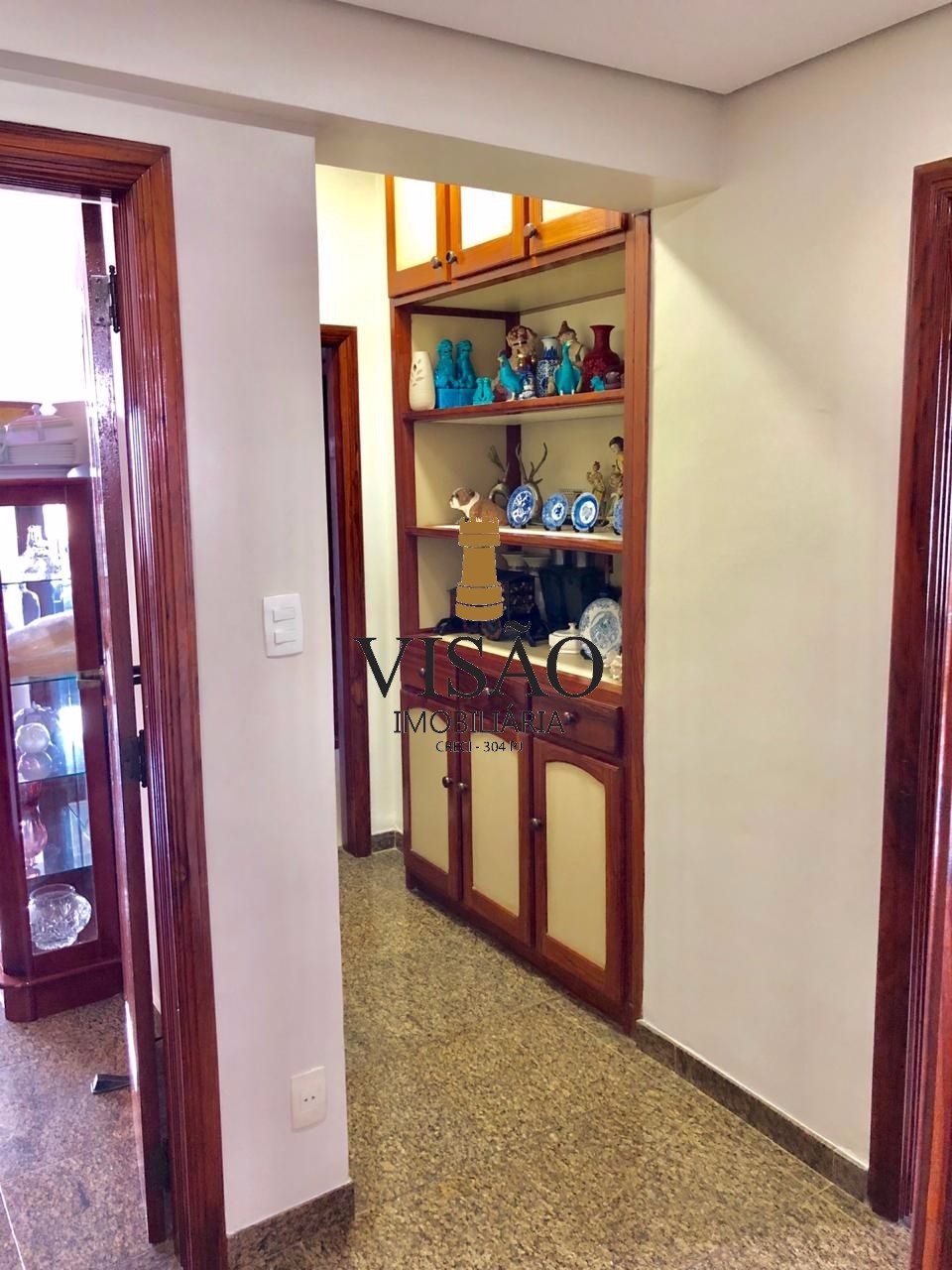 Apartamento à venda com 3 quartos, 180m² - Foto 21