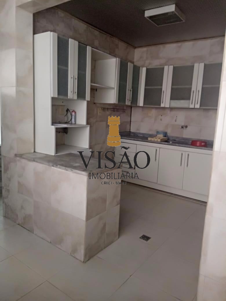 Casa à venda com 3 quartos, 350m² - Foto 5