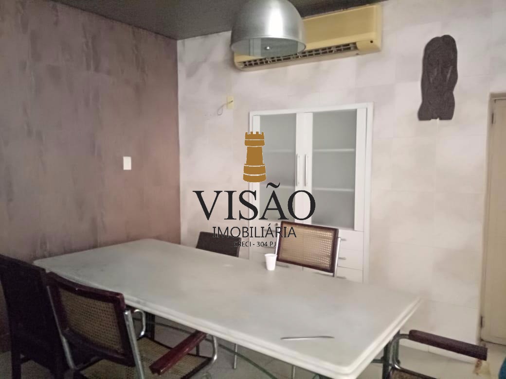 Casa à venda com 3 quartos, 350m² - Foto 9