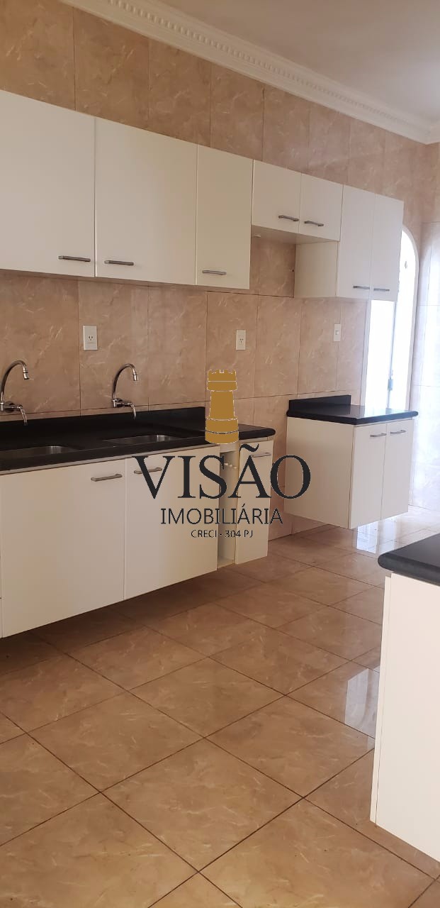 Casa à venda com 4 quartos, 300m² - Foto 11