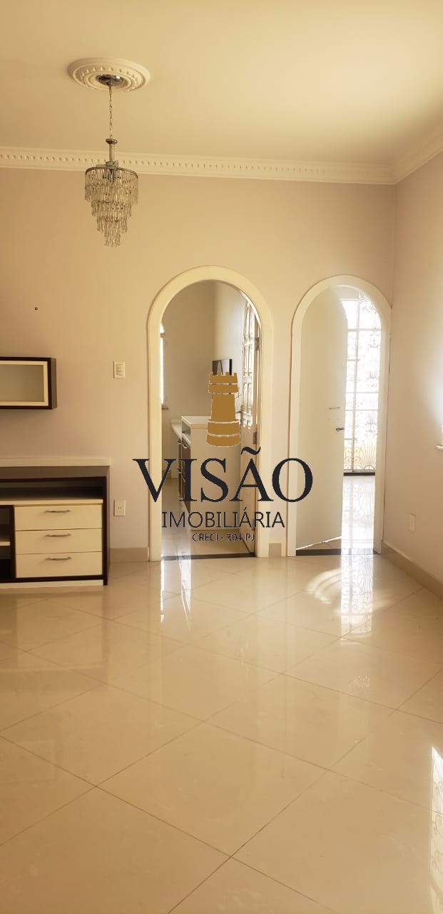 Casa à venda com 4 quartos, 300m² - Foto 15