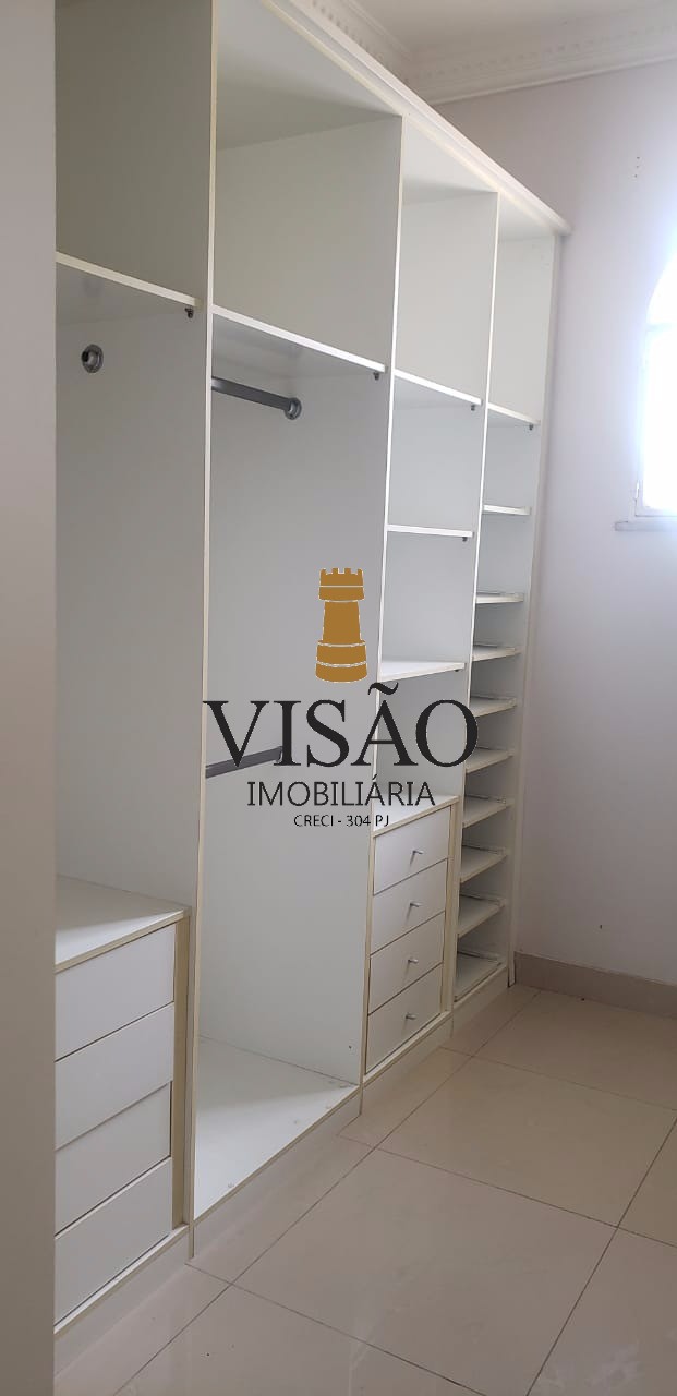 Casa à venda com 4 quartos, 300m² - Foto 19