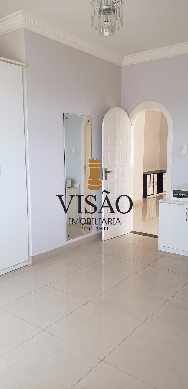 Casa à venda com 4 quartos, 300m² - Foto 24