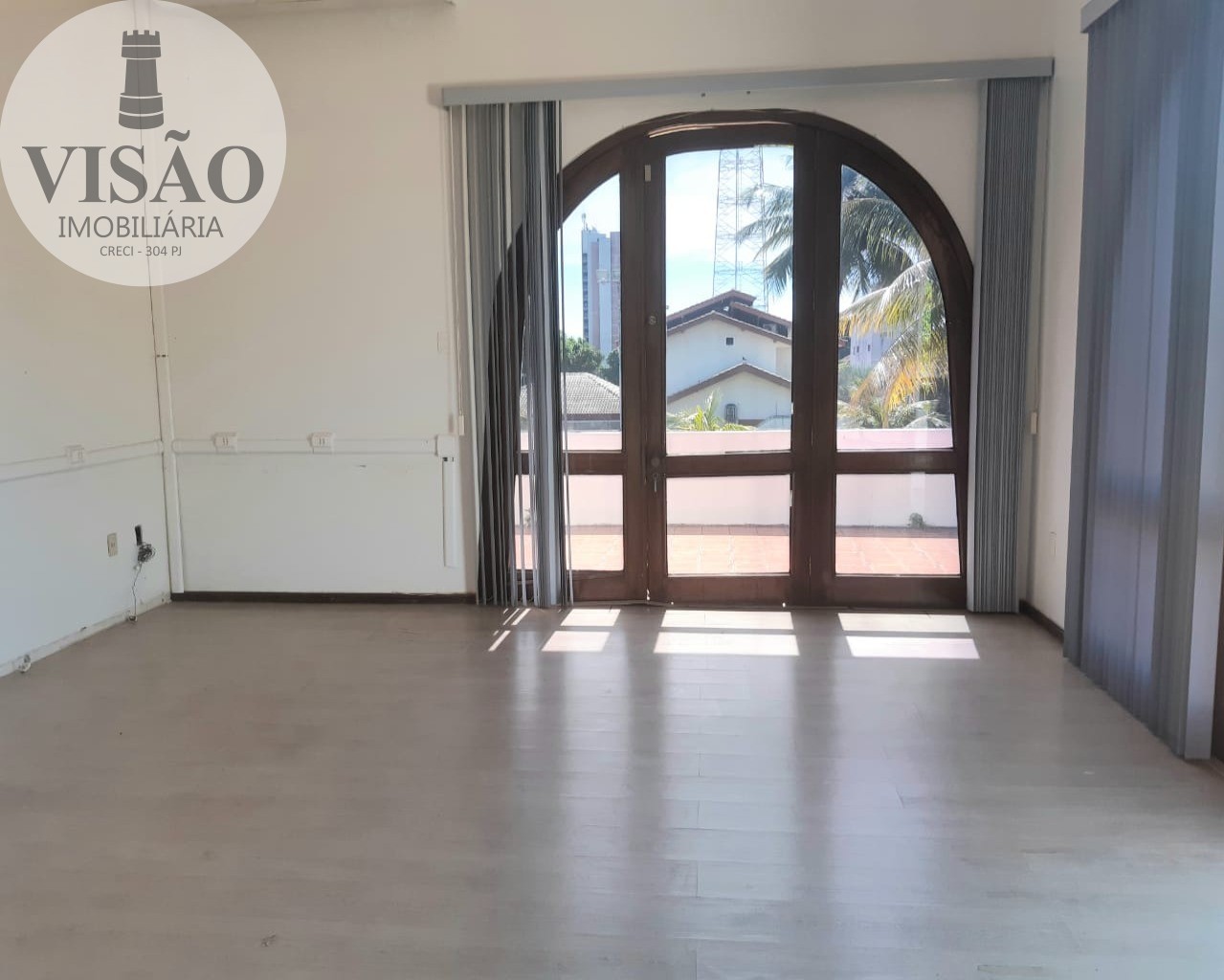 Casa à venda com 6 quartos, 1302m² - Foto 8