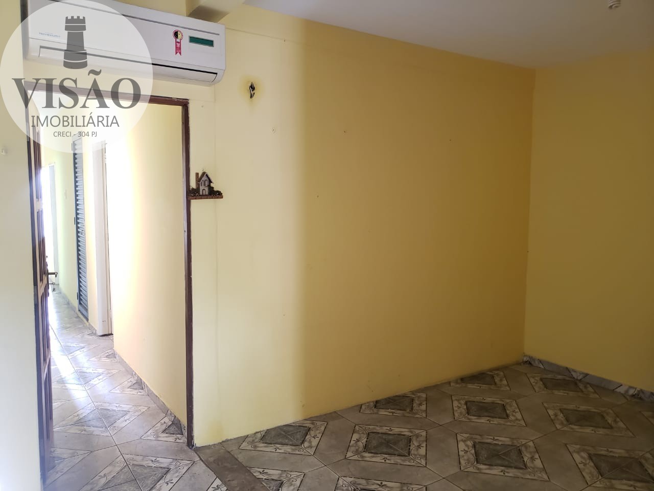 Casa à venda com 5 quartos, 98m² - Foto 14