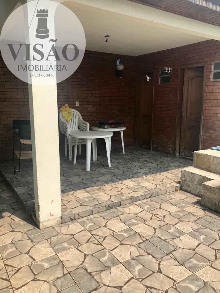 Casa à venda com 3 quartos, 300m² - Foto 8