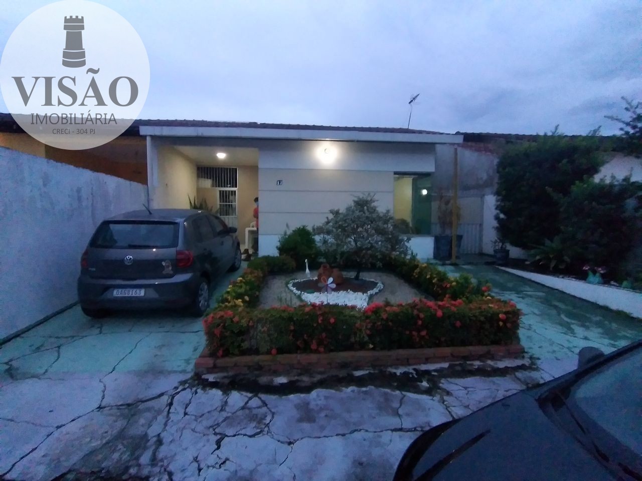 Casa à venda com 2 quartos, 200m² - Foto 10