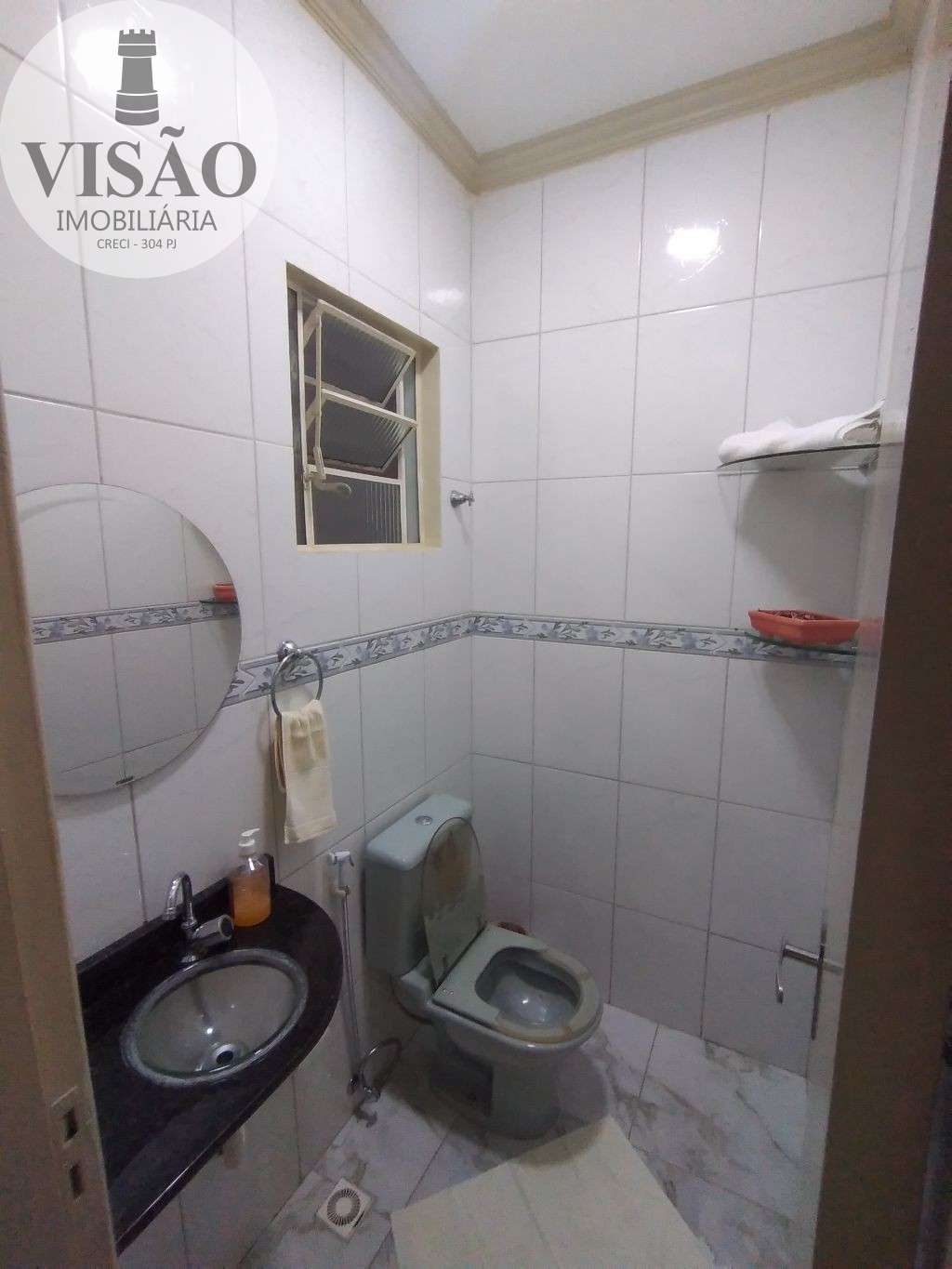 Casa à venda com 2 quartos, 200m² - Foto 11