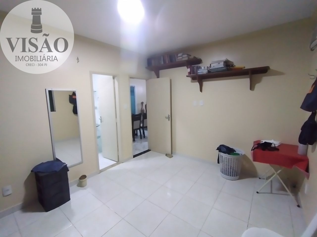 Casa à venda com 2 quartos, 200m² - Foto 12