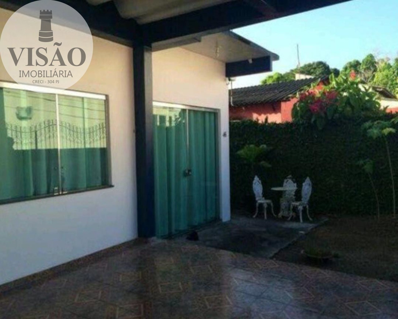 Casa à venda com 2 quartos, 300m² - Foto 1