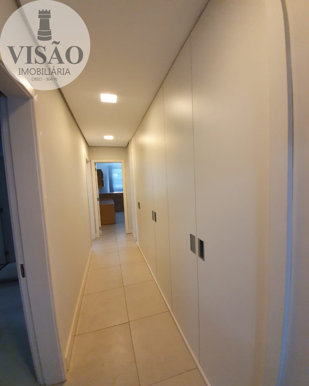 Apartamento à venda com 4 quartos, 180m² - Foto 16