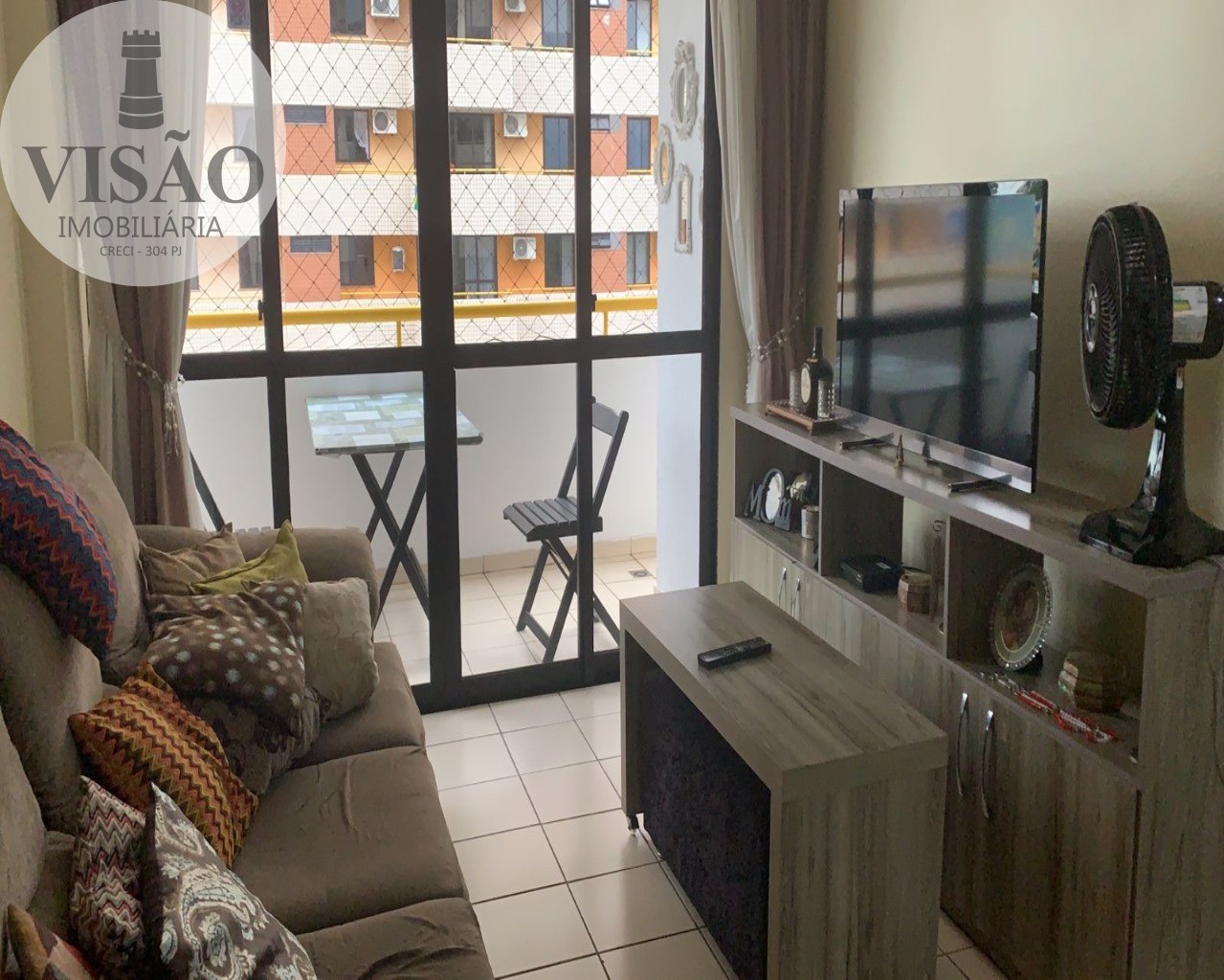 Apartamento à venda com 2 quartos, 121m² - Foto 3