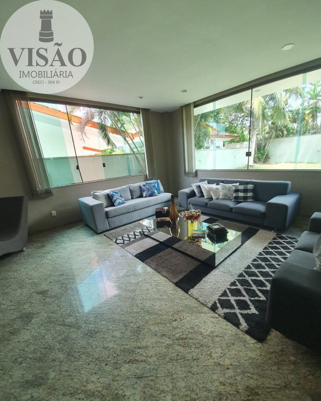 Casa à venda com 4 quartos, 800m² - Foto 3