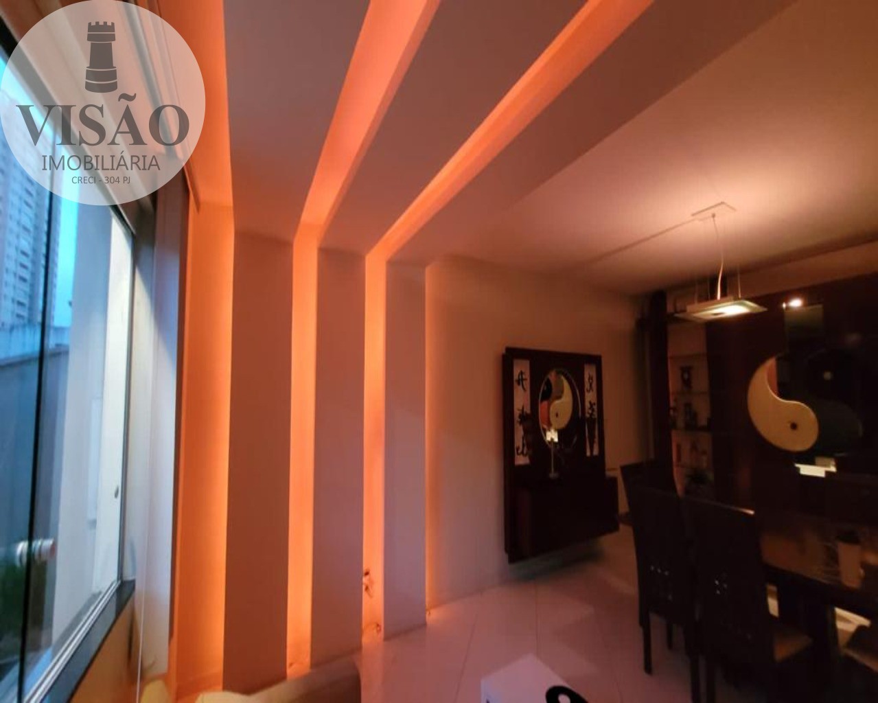 Casa à venda com 3 quartos, 250m² - Foto 7