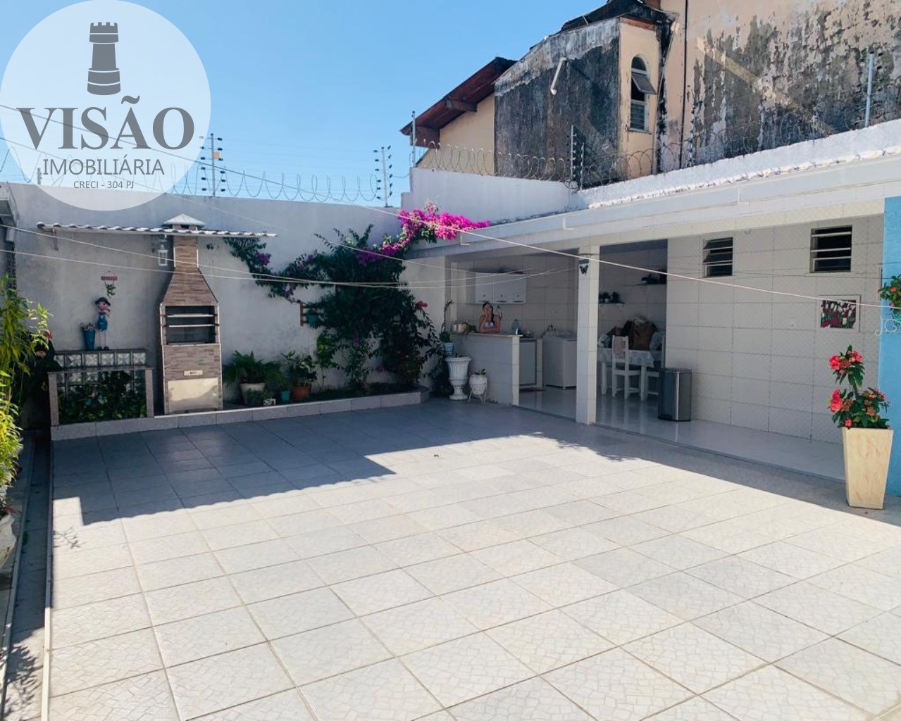 Casa à venda com 5 quartos, 300m² - Foto 7