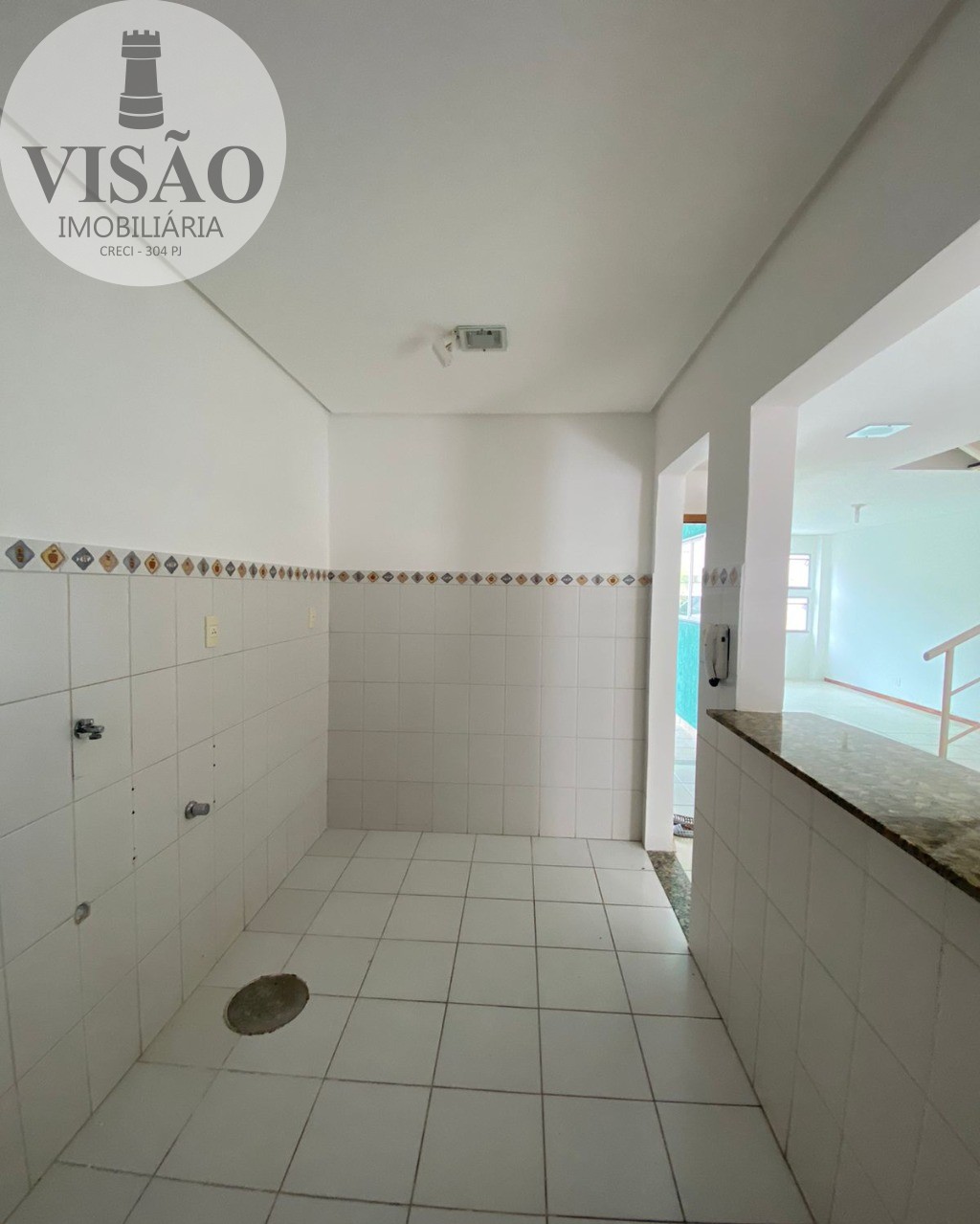 Casa à venda com 2 quartos, 114m² - Foto 8