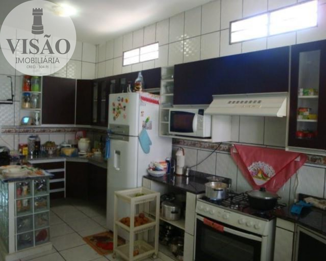 Casa à venda com 6 quartos, 300m² - Foto 6