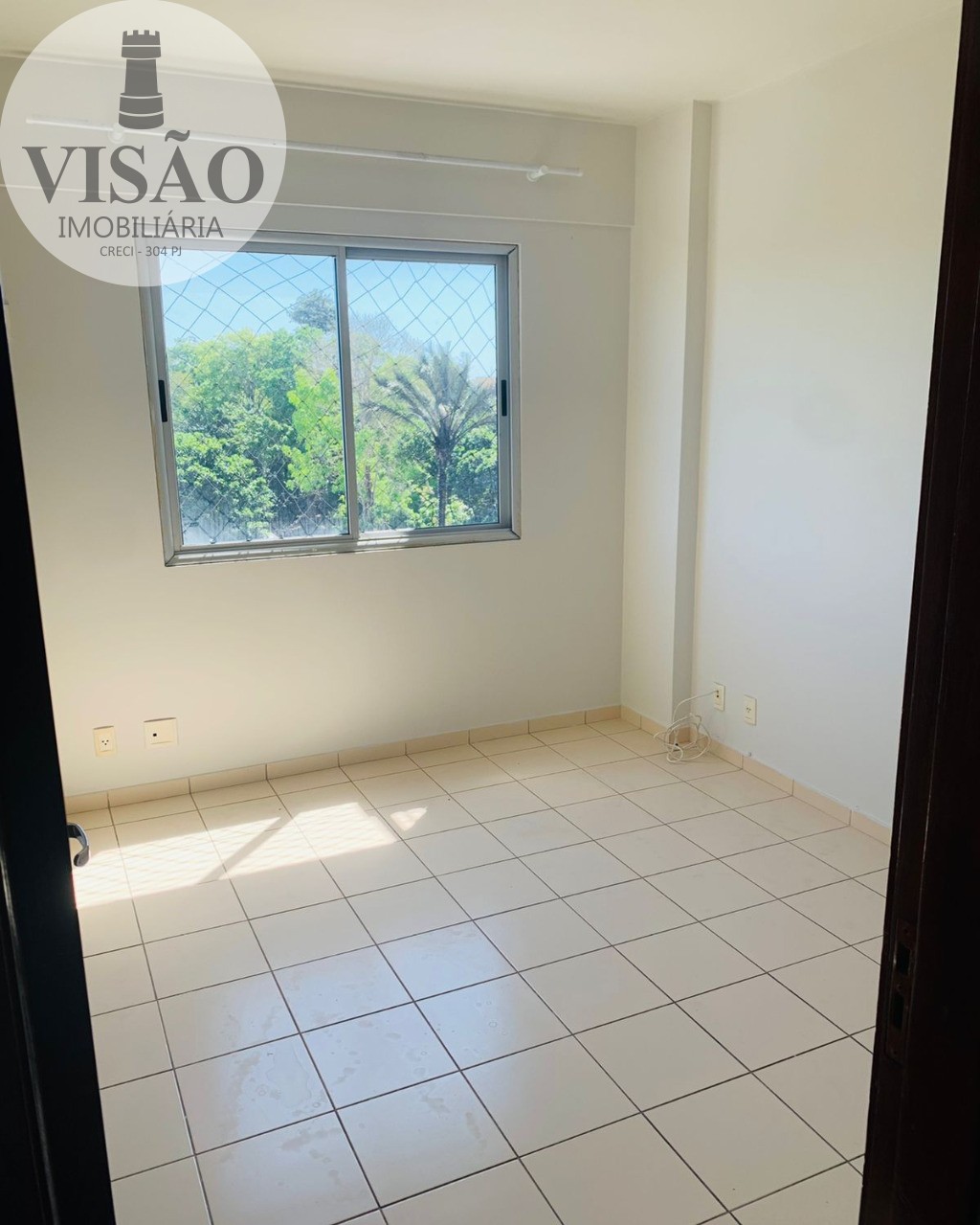 Apartamento à venda com 2 quartos, 64m² - Foto 12