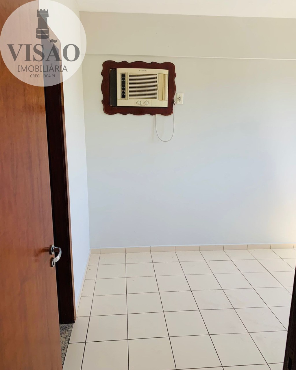 Apartamento à venda com 2 quartos, 64m² - Foto 10