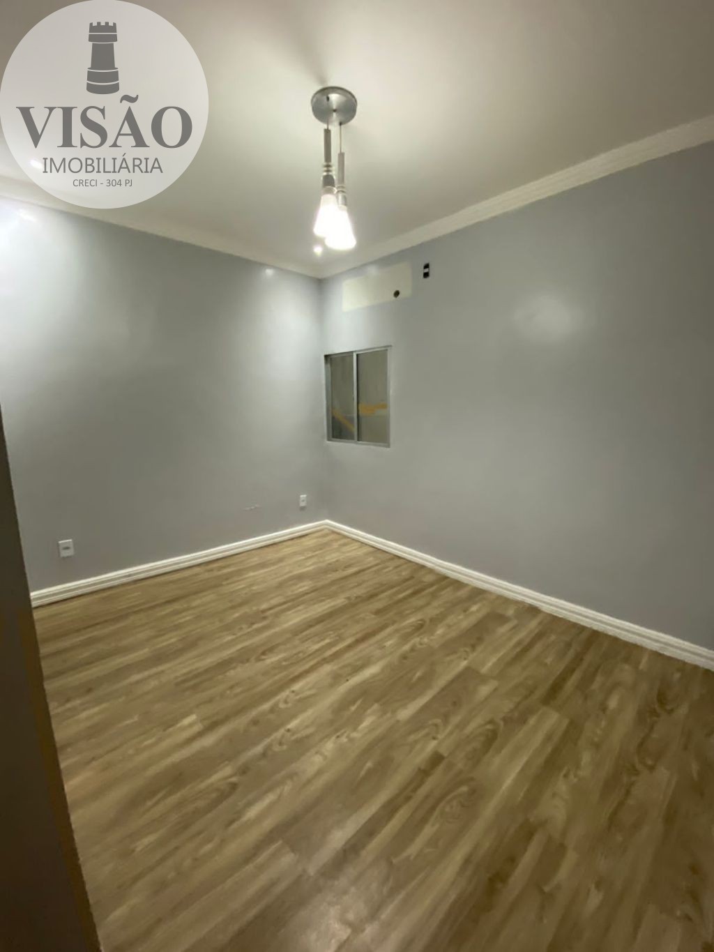 Casa à venda com 2 quartos, 450m² - Foto 11