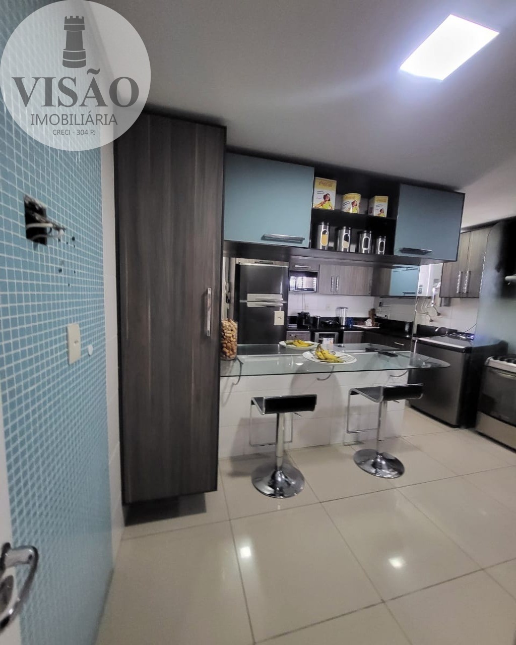 Apartamento à venda com 2 quartos, 110m² - Foto 6