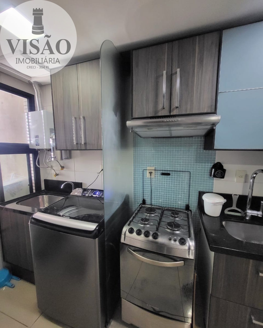 Apartamento à venda com 2 quartos, 110m² - Foto 2