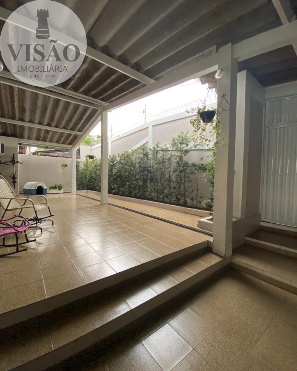 Casa à venda com 4 quartos, 250m² - Foto 20