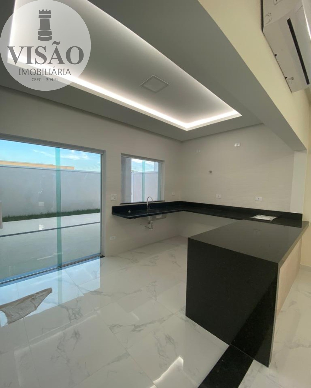 Casa à venda com 3 quartos, 245m² - Foto 5