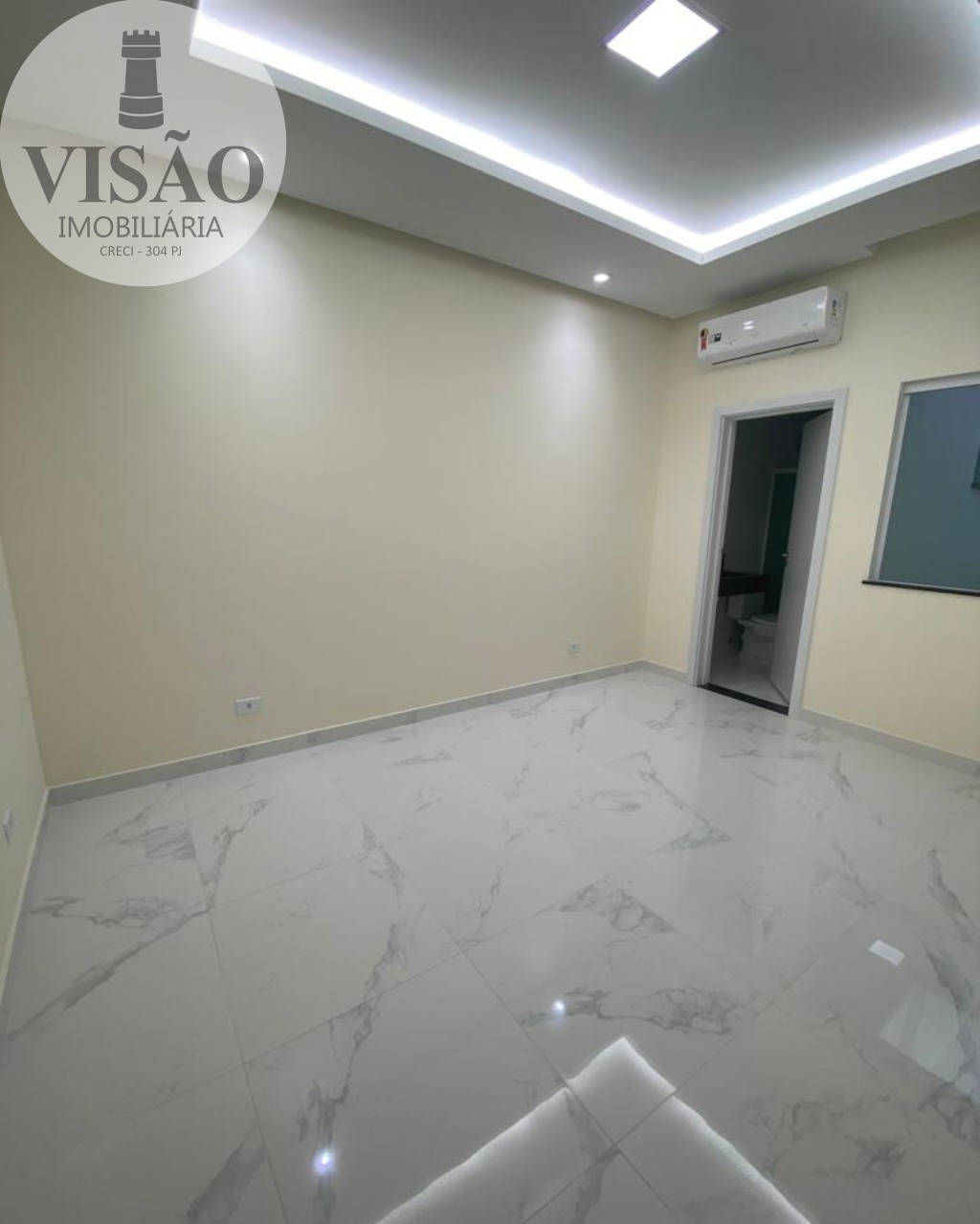 Casa à venda com 3 quartos, 245m² - Foto 8