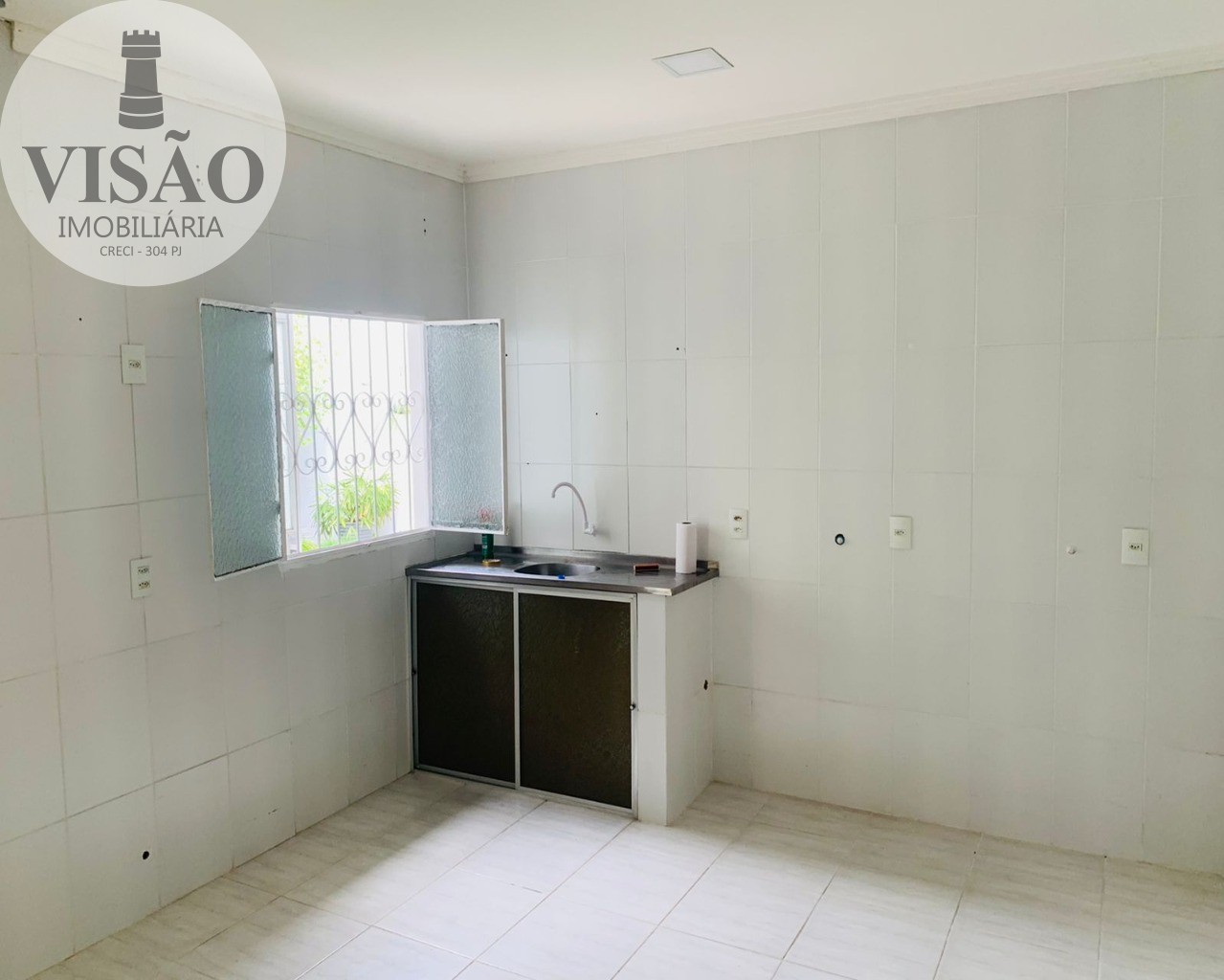 Casa à venda e aluguel com 2 quartos, 250m² - Foto 9