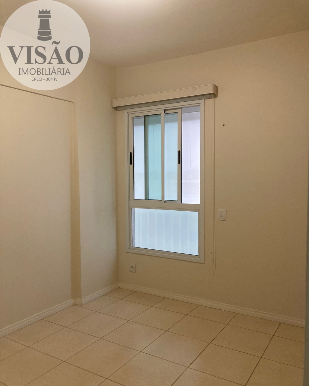 Apartamento à venda com 3 quartos, 96m² - Foto 8