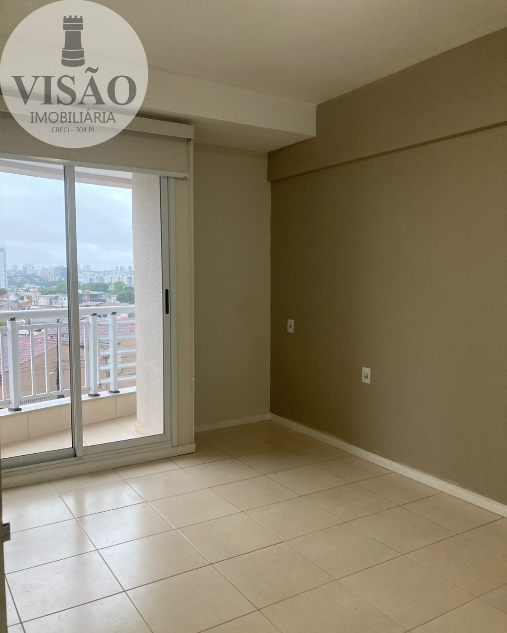 Apartamento à venda com 3 quartos, 96m² - Foto 4