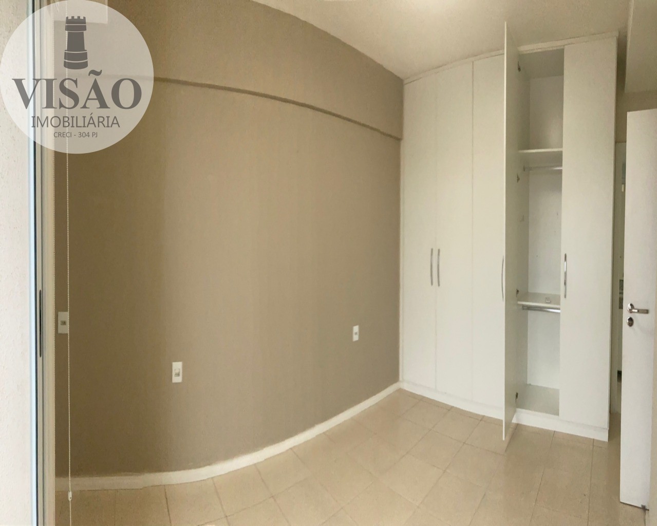 Apartamento à venda com 3 quartos, 96m² - Foto 5